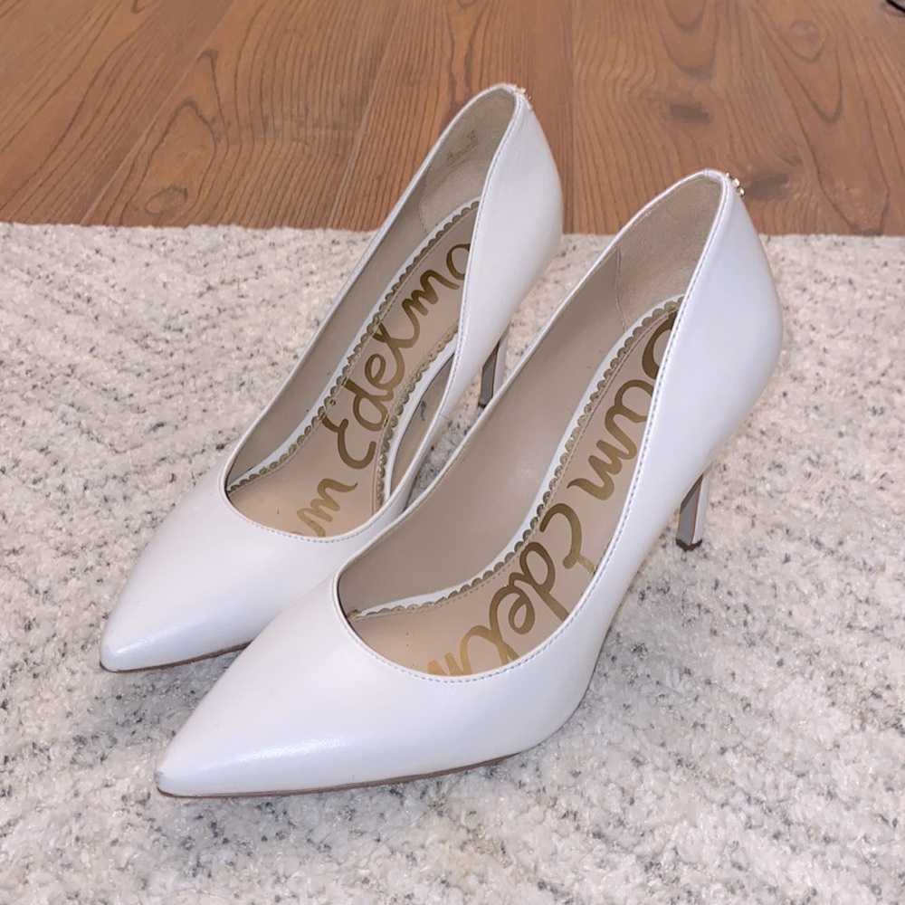 Sam Edelman White Pumps